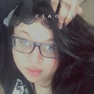 Meet your Posher, Emily baker